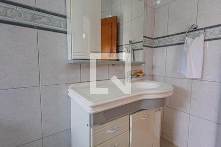 Casa de condomínio para alugar com 404m², 5 quartos e 2 vagas Casa de condomínio para alugar com 404m², 5 quartos e 2 vagasBanheiro 4