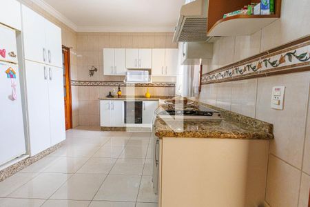 Casa de condomínio para alugar com 404m², 5 quartos e 2 vagas Casa de condomínio para alugar com 404m², 5 quartos e 2 vagasCozinha