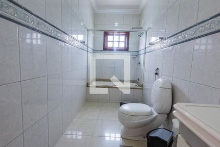 Casa de condomínio para alugar com 404m², 5 quartos e 2 vagas Casa de condomínio para alugar com 404m², 5 quartos e 2 vagasBanheiro 4