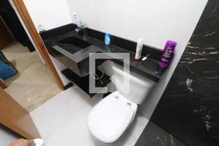 Banheiro de apartamento para alugar com 2 quartos, 50m² em Jardim Santa Terezinha (zona Leste), São Paulo