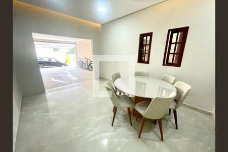 Sala andar inferior de casa para alugar com 2 quartos, 150m² em Jardim Diana, Várzea Paulista