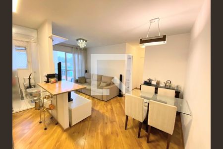 Apartamento à venda com 63m², 2 quartos e 1 vagaSala