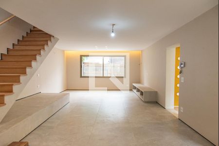 Sala de casa de condomínio para alugar com 3 quartos, 150m² em Vila Mariana, São Paulo