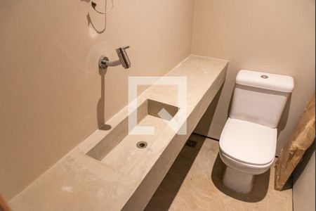 Lavabo de casa de condomínio para alugar com 3 quartos, 150m² em Vila Mariana, São Paulo