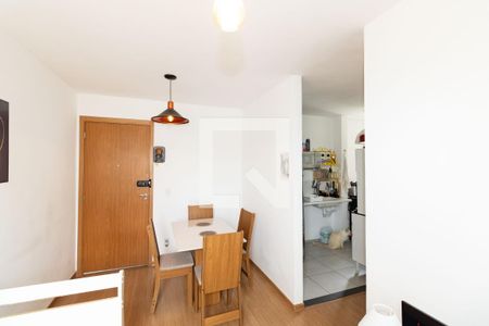 Apartamento para alugar com 45m², 2 quartos e 1 vagaSala