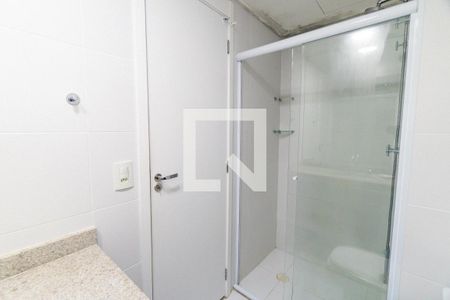 Banheiro de kitnet/studio para alugar com 1 quarto, 19m² em Vila Clementino, São Paulo