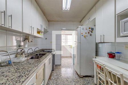 Apartamento à venda com 3 quartos, 98m² em Nova Piraju, São Paulo