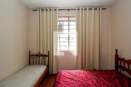 Quarto 1 de casa à venda com 4 quartos, 320m² em Carlos Prates, Belo Horizonte