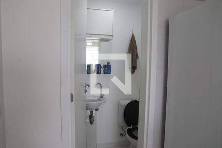 Lavabo de apartamento para alugar com 1 quarto, 38m² em Vila da Saúde, São Paulo