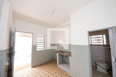 Cozinha de casa para alugar com 1 quarto, 50m² em Vila Lucia, São Paulo