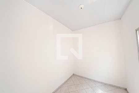 Quarto 2 de casa para alugar com 2 quartos, 60m² em Vila Lucia, São Paulo