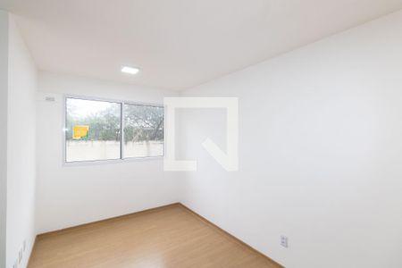 Sala de apartamento para alugar com 2 quartos, 42m² em Inhoaíba, Rio de Janeiro