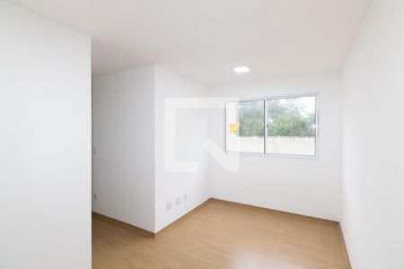 Sala de apartamento para alugar com 2 quartos, 42m² em Inhoaíba, Rio de Janeiro