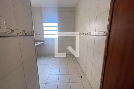 Cozinha de apartamento para alugar com 2 quartos, 68m² em Jardim Vinte E Cinco de Agosto, Duque de Caxias