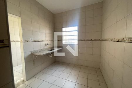 Cozinha de apartamento para alugar com 2 quartos, 68m² em Jardim Vinte E Cinco de Agosto, Duque de Caxias