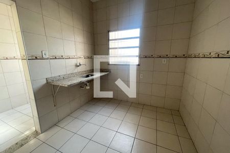 Cozinha de apartamento para alugar com 2 quartos, 68m² em Jardim Vinte E Cinco de Agosto, Duque de Caxias