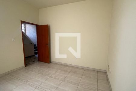 Sala de apartamento para alugar com 2 quartos, 68m² em Jardim Vinte E Cinco de Agosto, Duque de Caxias