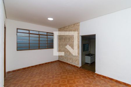 Casa à venda com 100m², 2 quartos e 1 vagaSala