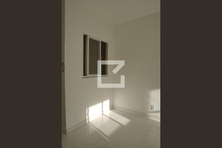 Sala de casa para alugar com 2 quartos, 47m² em Banco de Areia, Mesquita