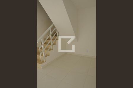 Sala de casa para alugar com 2 quartos, 47m² em Banco de Areia, Mesquita