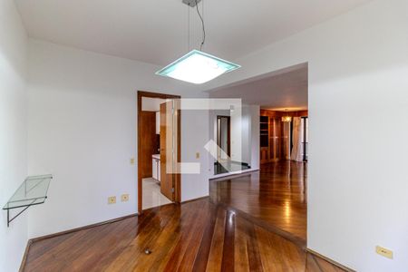 Sala de apartamento à venda com 3 quartos, 195m² em Higienópolis, São Paulo