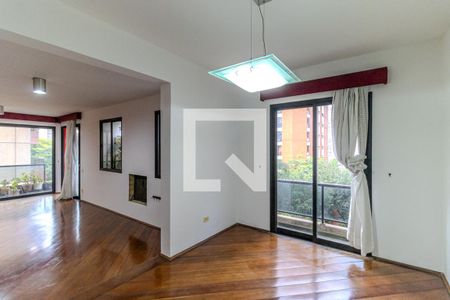 Sala de apartamento à venda com 3 quartos, 195m² em Higienópolis, São Paulo