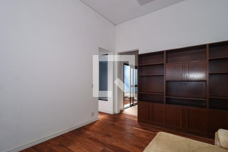 Sala de casa para alugar com 3 quartos, 320m² em Jardim Londrina, São Paulo