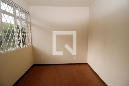 Quarto 2 de apartamento para alugar com 3 quartos, 95m² em Cruzeiro, Belo Horizonte