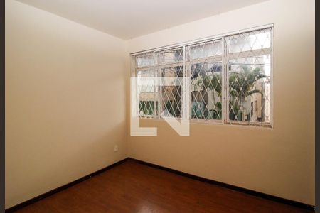 Quarto de apartamento à venda com 3 quartos, 95m² em Cruzeiro, Belo Horizonte