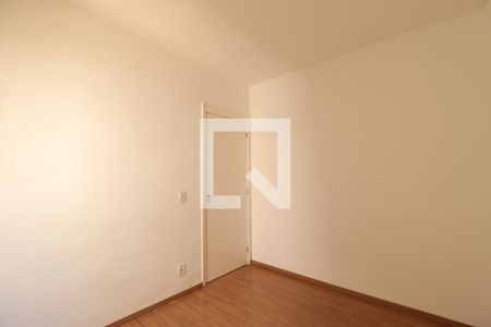 Quarto 1 de apartamento para alugar com 2 quartos, 43m² em Jardim Diva Tarlá de Carvalho, Ribeirão Preto