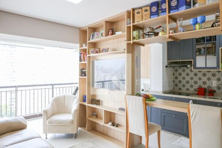 Sala de apartamento à venda com 2 quartos, 70m² em Vila Romana, São Paulo