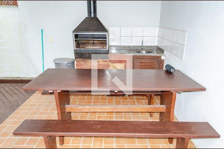 Casa para alugar com 320m², 4 quartos e 4 vagas Casa para alugar com 320m², 4 quartos e 4 vagasPiscina + Churrasqueira