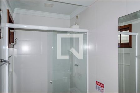 Casa para alugar com 320m², 4 quartos e 4 vagas Casa para alugar com 320m², 4 quartos e 4 vagasSuíte 02