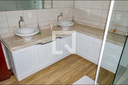 Casa para alugar com 320m², 4 quartos e 4 vagas Casa para alugar com 320m², 4 quartos e 4 vagasSuíte 01