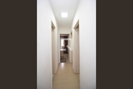 Corredor de apartamento à venda com 3 quartos, 69m² em Piqueri, São Paulo