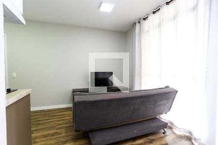 Sala de kitnet/studio para alugar com 1 quarto, 35m² em Real Parque, São Paulo