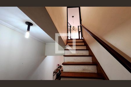 Escada de casa para alugar com 3 quartos, 150m² em Vila Aparecida, Jundiaí