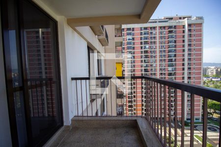 Varanda de apartamento para alugar com 2 quartos, 84m² em Barra da Tijuca, Rio de Janeiro