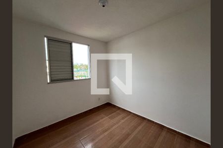 Quarto 2 de apartamento para alugar com 2 quartos, 52m² em Parque Santa Rosa, Suzano