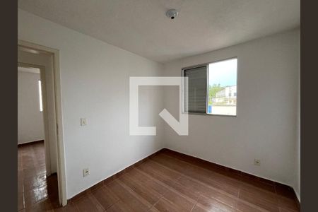 Quarto 2 de apartamento para alugar com 2 quartos, 52m² em Parque Santa Rosa, Suzano