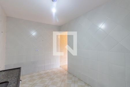 Cozinha de casa de condomínio à venda com 2 quartos, 70m² em Vila Jacuí, São Paulo