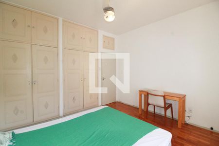 Quarto de apartamento à venda com 2 quartos, 90m² em Leme, Rio de Janeiro