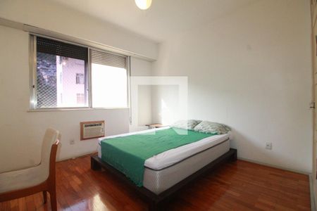 Quarto de apartamento à venda com 2 quartos, 90m² em Leme, Rio de Janeiro