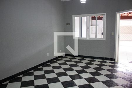 sala de casa de condomínio para alugar com 2 quartos, 95m² em Vila Urupês, Suzano