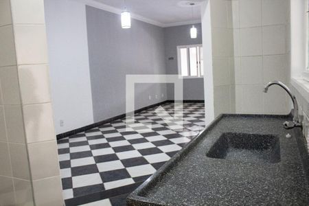 Cozinha de casa de condomínio para alugar com 2 quartos, 95m² em Vila Urupês, Suzano