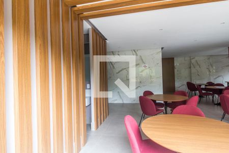 Apartamento à venda com 97m², 3 quartos e 2 vagas Apartamento à venda com 97m², 3 quartos e 2 vagasÁrea comum - Salão de festas