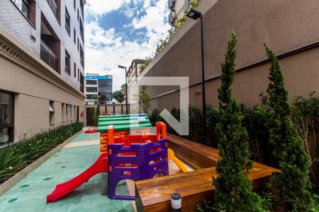 Apartamento à venda com 97m², 3 quartos e 2 vagas Apartamento à venda com 97m², 3 quartos e 2 vagasÁrea comum - Playground