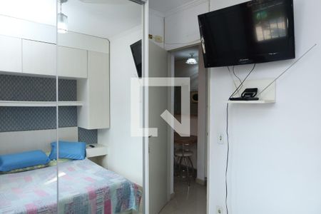 Quarto 2 de apartamento para alugar com 2 quartos, 41m² em Jardim Casa Pintada, São Paulo