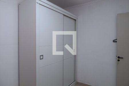 Quarto 1 de apartamento para alugar com 2 quartos, 41m² em Jardim Casa Pintada, São Paulo