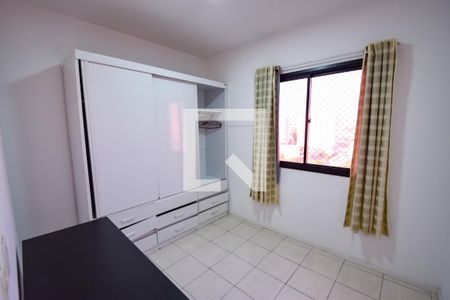 Quarto 1 de apartamento para alugar com 2 quartos, 57m² em Del Castilho, Rio de Janeiro